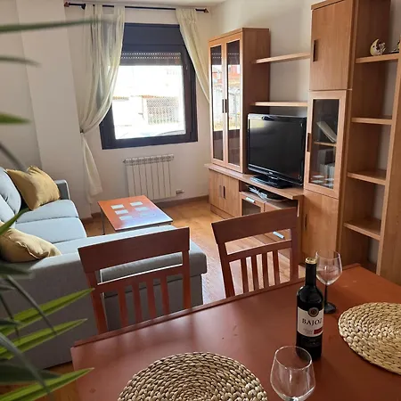 Nuevo Con Garaje Apartment *